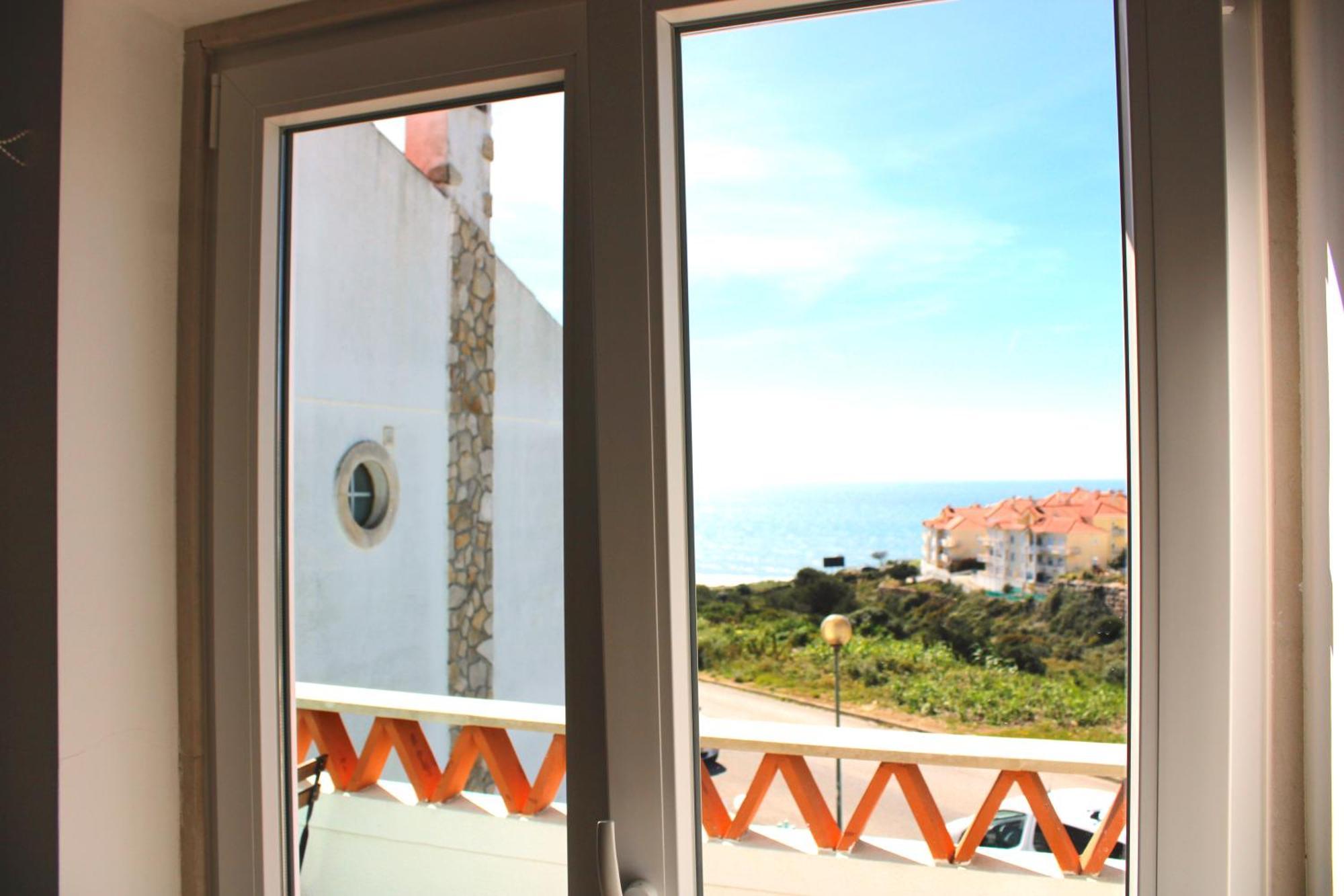 Surf Yoga Ericeira Guest House Exterior foto